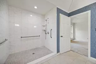 2106 Meadowview Cir, Garland, TX 75043 - Photo 23