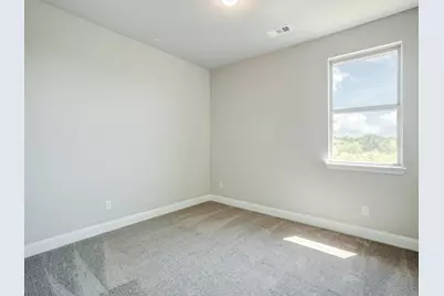 572 Hutchinson Lane, Lewisville, TX 75077 - Photo 13