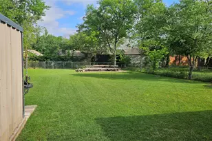 2835 Aster St, Dallas, TX 75211 - Photo 25