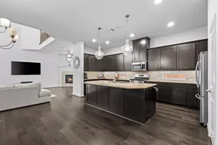 1416 Huntsman Ridge Ln, Arlington, TX 76005 - Photo 9