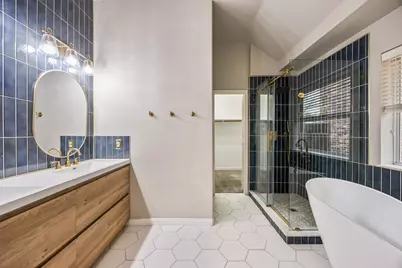 8100 Twin Oaks Drive, McKinney, TX 75070 - Photo 3