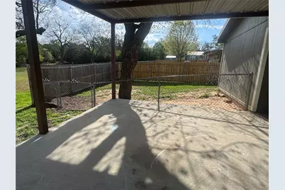 104 4th Street, Glen Rose, TX 76043 - Photo 5