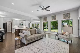 732 Creek Valley Ct, Allen, TX 75002 - Photo 9