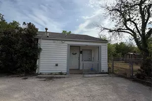 1350 Lillius St, Abilene, TX 79603 - Photo 3