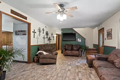 504 E 3rd, Mt Pleasant, TX 75455 - Photo 5