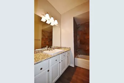 1402 Lost Creek Drive, DeSoto, TX 75115 - Photo 15