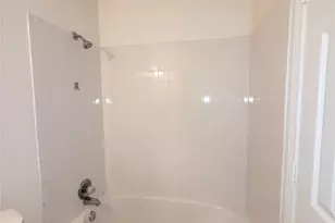 651 Meadow Park Dr, White Settlement, TX 76108 - Photo 13