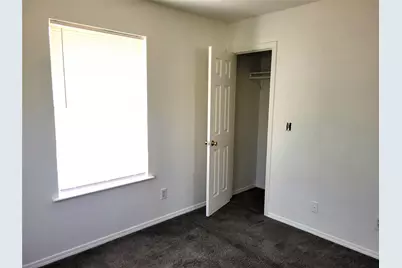 651 Meadow Park Drive, White Settlement, TX 76108 - Photo 9