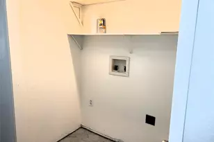 651 Meadow Park Dr, White Settlement, TX 76108 - Photo 15