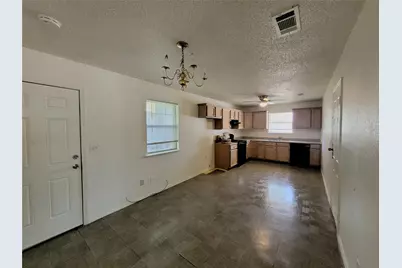 651 Meadow Park Drive, White Settlement, TX 76108 - Photo 7