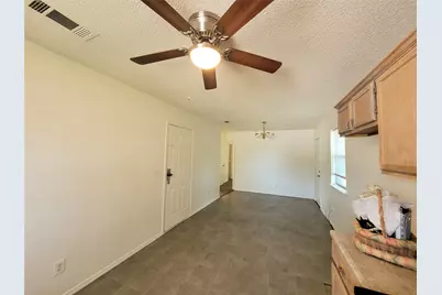 651 Meadow Park Drive, White Settlement, TX 76108 - Photo 5
