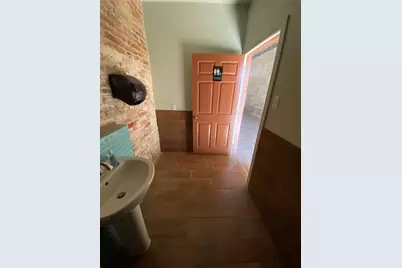 215 N Pearl Street, Trenton, TX 75490 - Photo 13