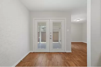 2117 Newbury Drive, Arlington, TX 76014 - Photo 7