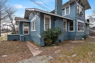 738 SW 1st St, Paris, TX 75460 - Photo 21