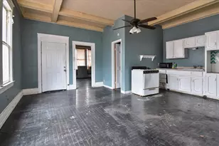 738 SW 1st St, Paris, TX 75460 - Photo 15