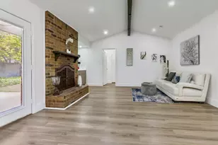 602 Brookfield Dr, Garland, TX 75040 - Photo 5