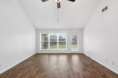 1638 Sunswept Terrace, Lewisville, TX 75077 - Photo 7