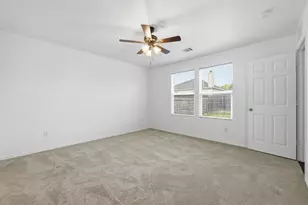 10001 Amosite Dr, Fort Worth, TX 76131 - Photo 21