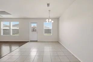 10001 Amosite Dr, Fort Worth, TX 76131 - Photo 17