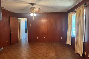 132 Columbia, Palestine, TX 75803 - Photo 11