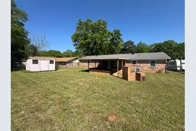 132 Columbia, Palestine, TX 75803 - Photo 29