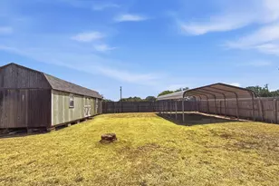 3901 Bonita Ct, Granbury, TX 76049 - Photo 31