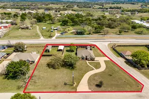 3901 Bonita Ct, Granbury, TX 76049 - Photo 1