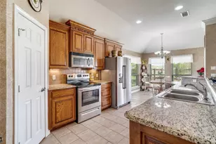 3901 Bonita Ct, Granbury, TX 76049 - Photo 13