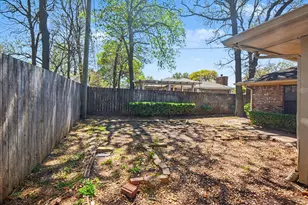 5603 Louise Way Dr, Arlington, TX 76017 - Photo 19