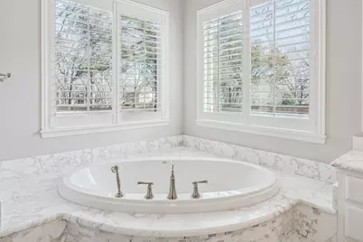 2900 Creek View Drive, Flower Mound, TX 75022 - Photo 23