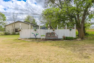 604 E Fm 272, Celeste, TX 75423 - Photo 31