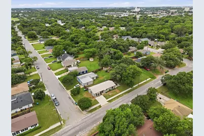 729 Hettie Street, Denton, TX 76209 - Photo 15