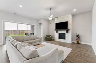 1817 Scotney Ct, Celina, TX 75009 - Photo 3