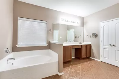 6217 Granite Creek Drive, Fort Worth, TX 76179 - Photo 15