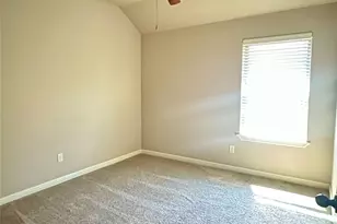 4502 Sapphire Ln, Granbury, TX 76049 - Photo 5