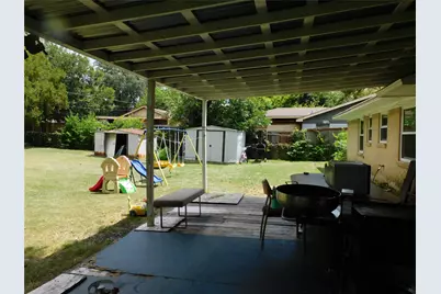 409 W Vista Drive, Garland, TX 75041 - Photo 13