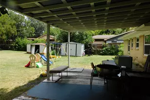 409 W Vista Dr, Garland, TX 75041 - Photo 13