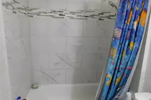 925 Shorecrest Dr, Garland, TX 75040 - Photo 9