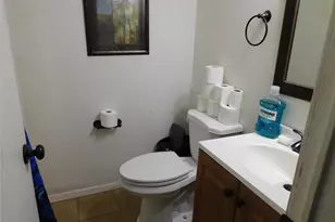 925 Shorecrest Dr, Garland, TX 75040 - Photo 11