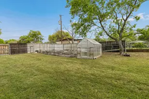 1003 Newell Dr, Hudson Oaks, TX 76087 - Photo 23