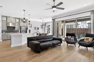 2536 Four Roses Dr, Lewisville, TX 75056 - Photo 5