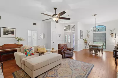 3802 Buena Vista Circle, Granbury, TX 76049 - Photo 7