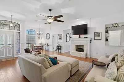 3802 Buena Vista Circle, Granbury, TX 76049 - Photo 1