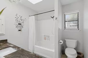 3802 Buena Vista Cir, Granbury, TX 76049 - Photo 27