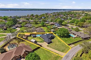 3802 Buena Vista Cir, Granbury, TX 76049 - Photo 1