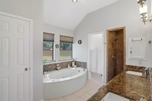 3802 Buena Vista Cir, Granbury, TX 76049 - Photo 23