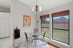 3802 Buena Vista Cir, Granbury, TX 76049 - Photo 15