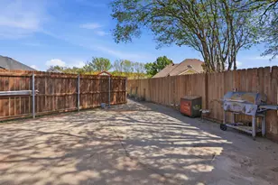 3802 Buena Vista Cir, Granbury, TX 76049 - Photo 37