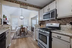 4511 Queenswood Dr, Grand Prairie, TX 75052 - Photo 7