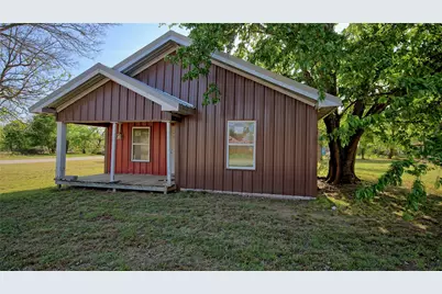 601 Baylor Street, Nocona, TX 76255 - Photo 13